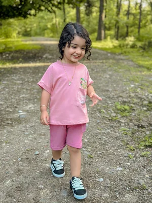 ست کراپ و شلوارک دخترانه گلدوزی دار بیرونی کد ۱۵۵۶